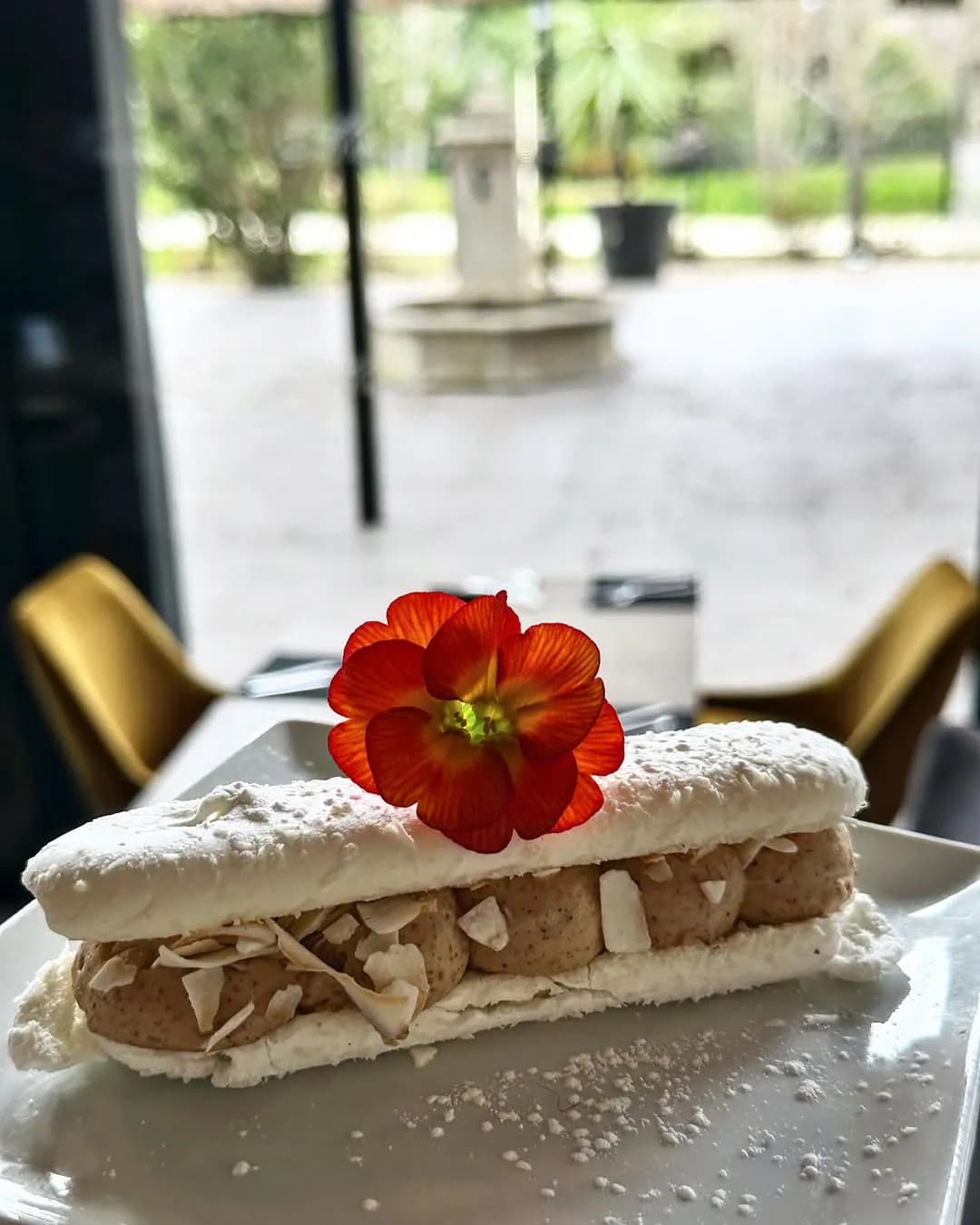 Terrasse ensoleillée